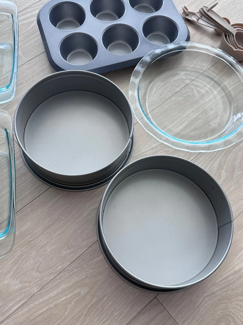Large Bakeware Bundle - Muffin Pan, Loaf Pan, Spring Form Pan, Pie Plate
